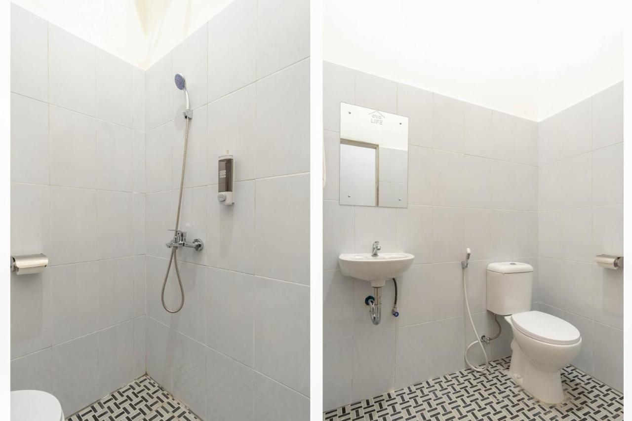 Hotel Oyo Living 2843 Raz House Syariah Medan Exterior foto